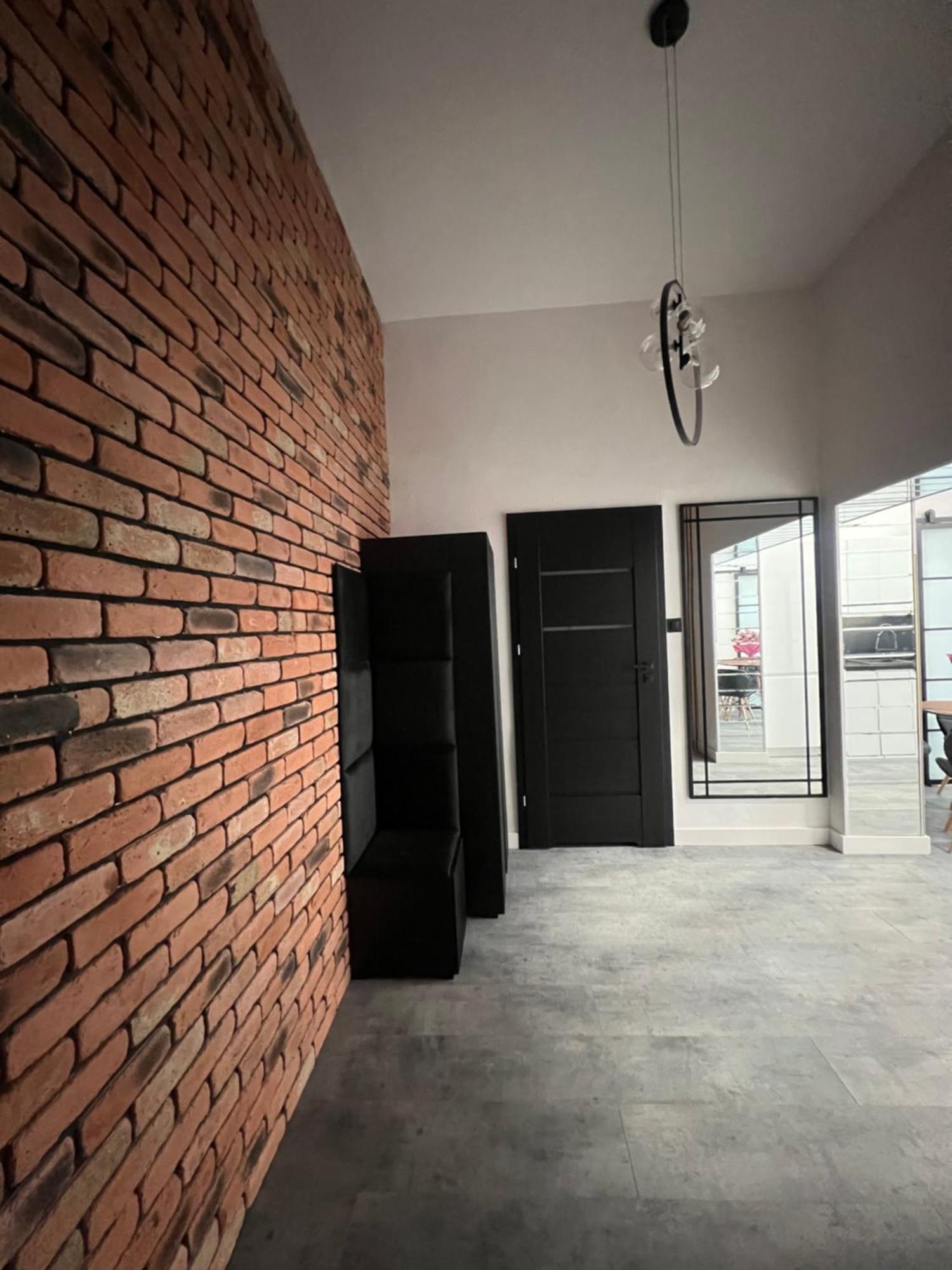 Loft W Centrum Z Jacuzzi Wrocław Exteriör bild